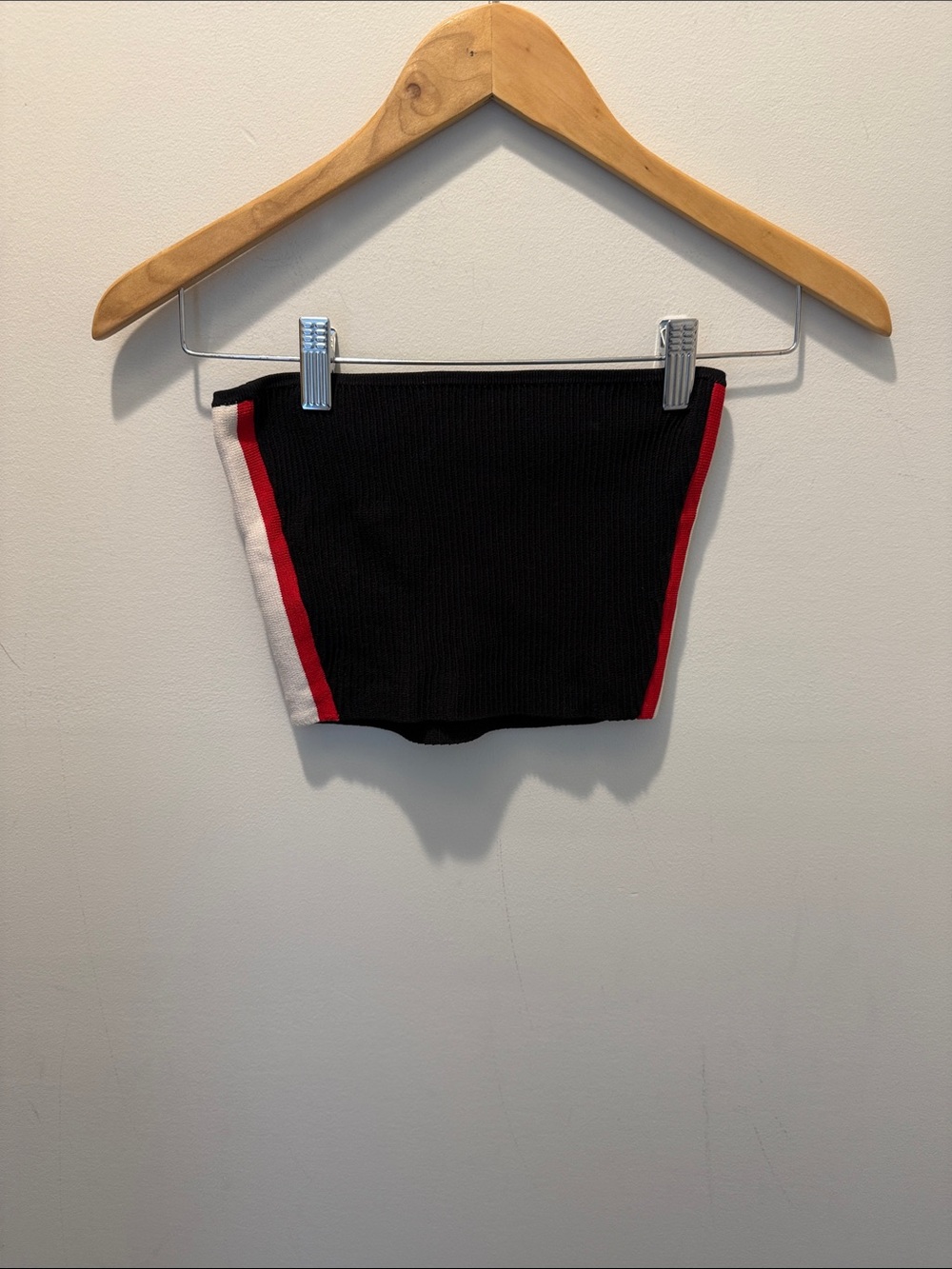 Aritzia Babaton Contour top in black with red white stripe details
